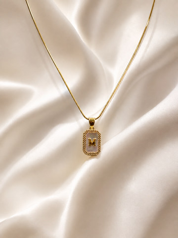 Collana Regolabile Con lettere brillantinate e boreali