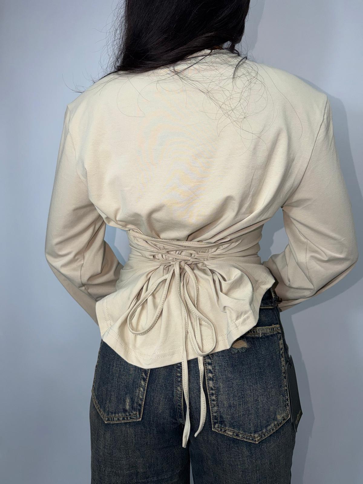 Maglia JUST WEST STRINGHE SUL RETRO SPALLINA IMBOTTITA
