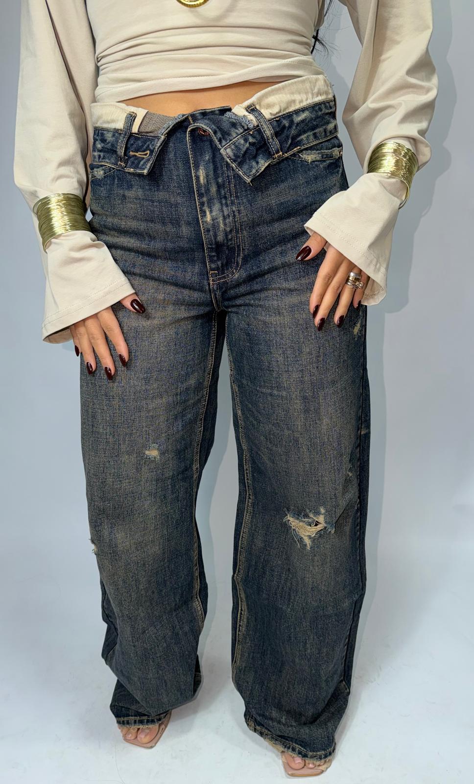 Jeans Risvoltino e Strappi MAX