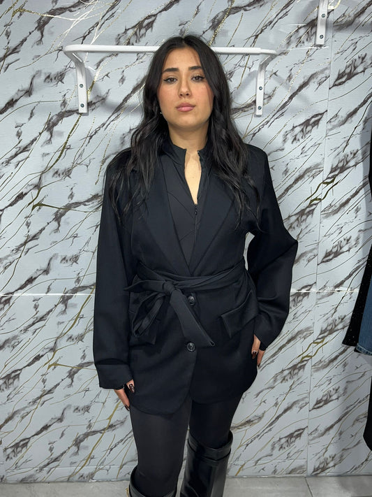 Blazer con cinturino
