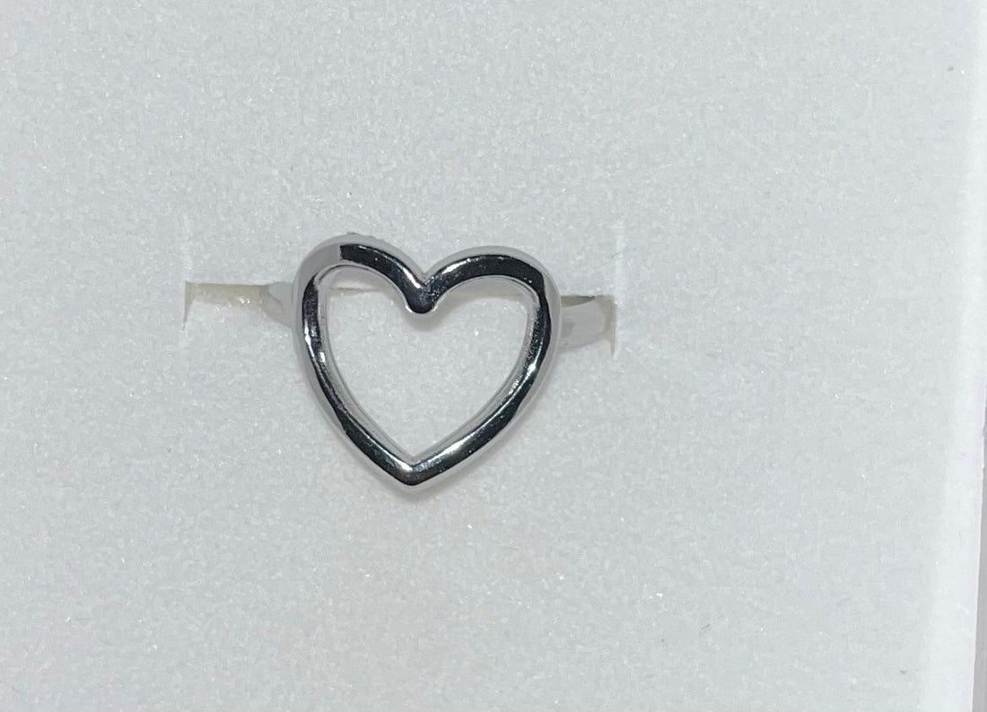 Anello a cuore regolabile