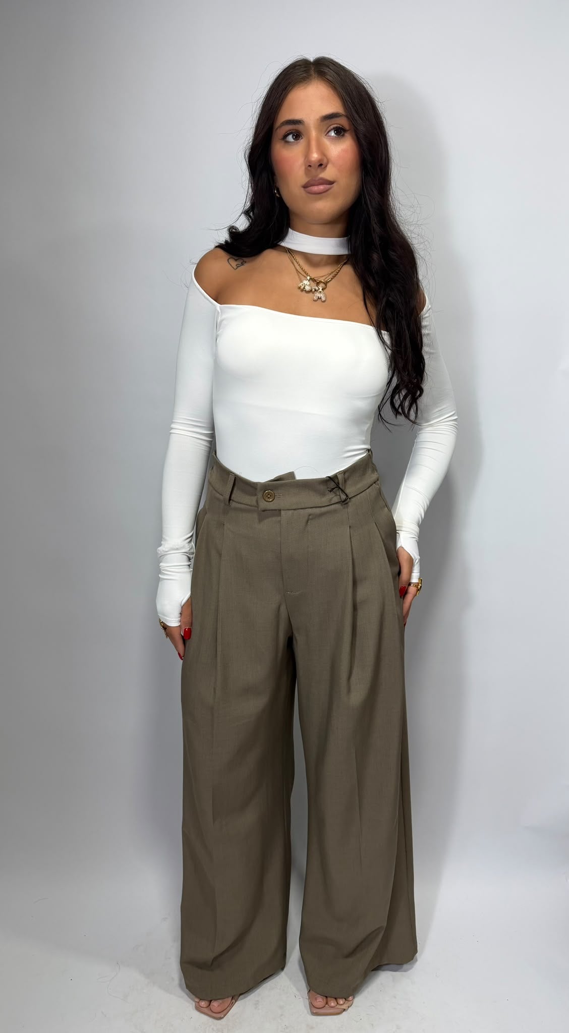 Pantalone Martina classico con tasche finte sul retro